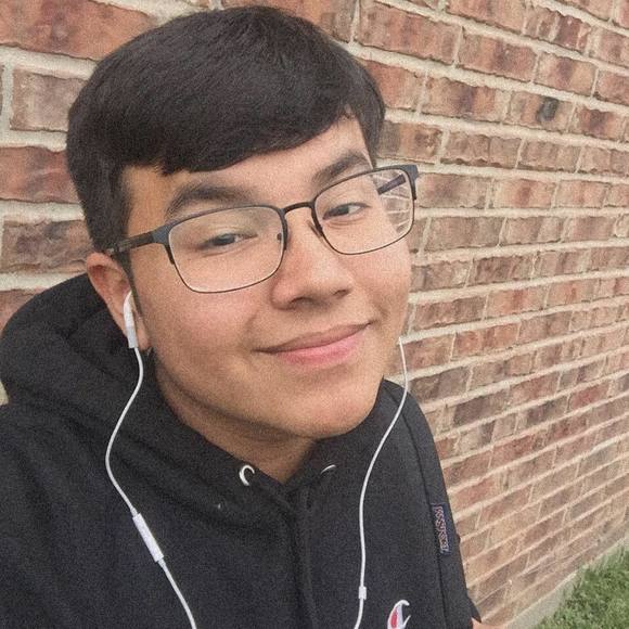 Meet your Posher, Andrew - Picture 1 of 1